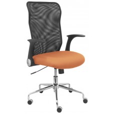 PIQUERAS Y CRESPO Silla Minaya respaldo malla negro asiento bali marron